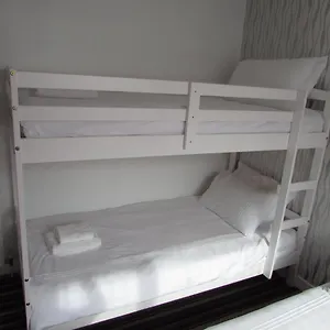 Manor Grove Bed & Breakfast